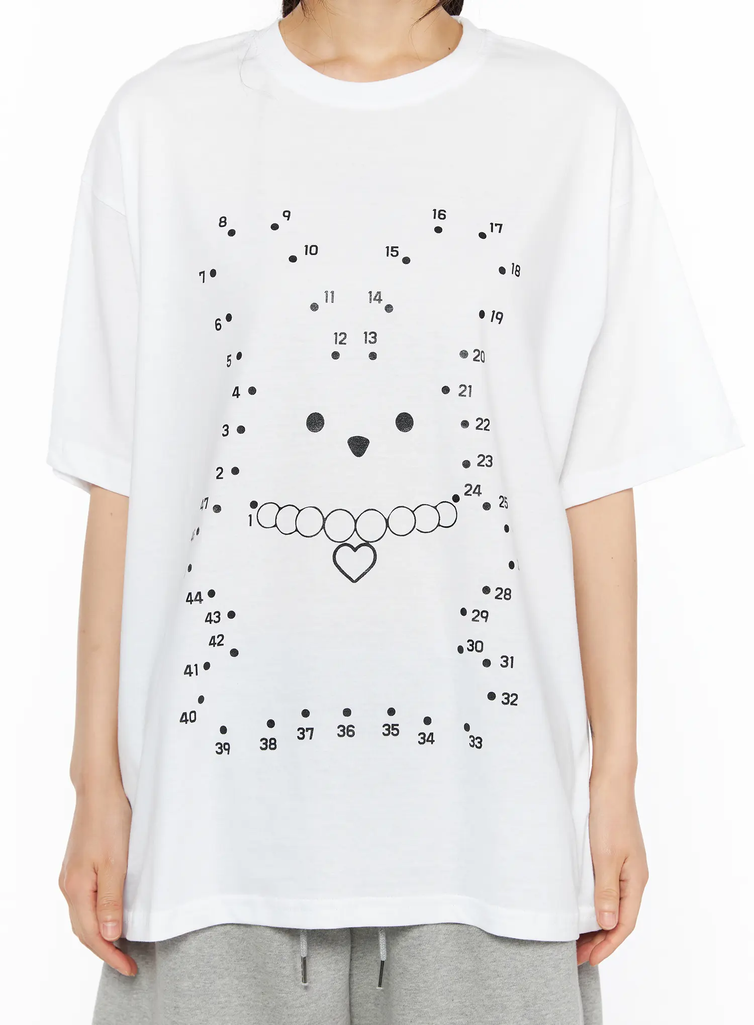 lewkin-graphic-oversized-tee-cu530-white-front-3 오버사이즈 티셔츠 - Image 1
