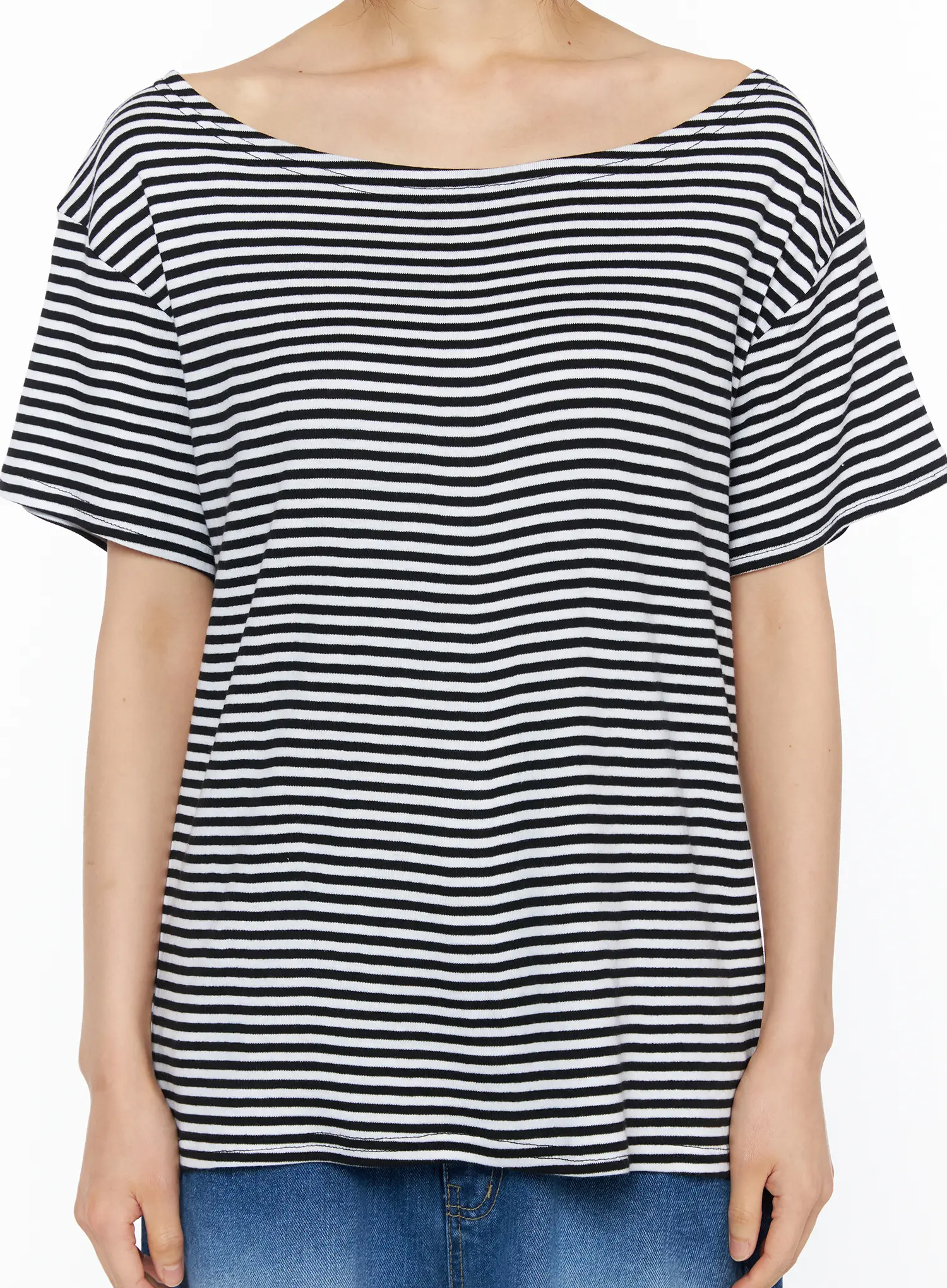 lewkin-striped-off-shoulder-top-cu530-black-close-up-4 오프숄더 탑 - Image 1